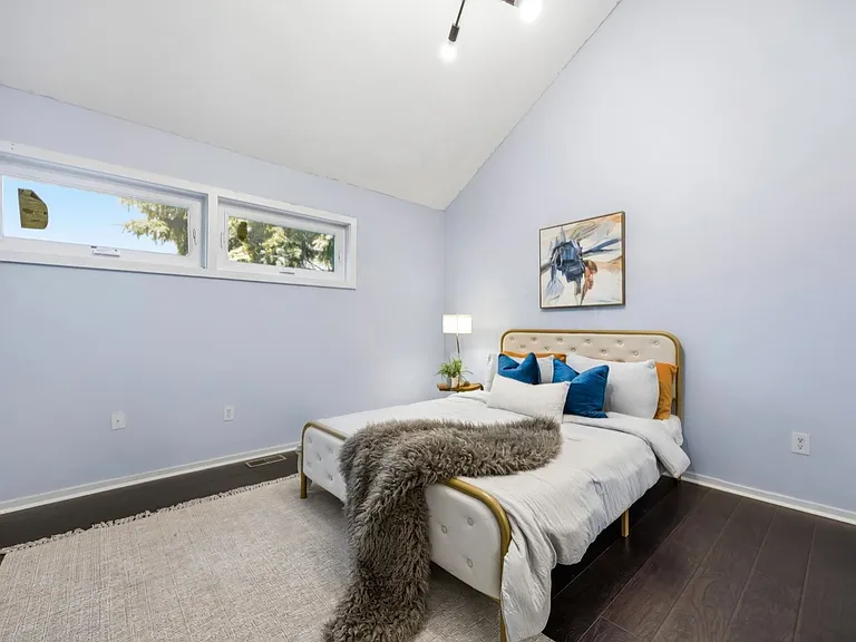 8575 Torwoodlee Ct — Photo 25