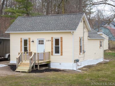 109 E Blair St, Hastings, MI, 49058