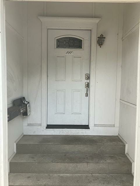 1st image of 841 Whalley Ave #B
