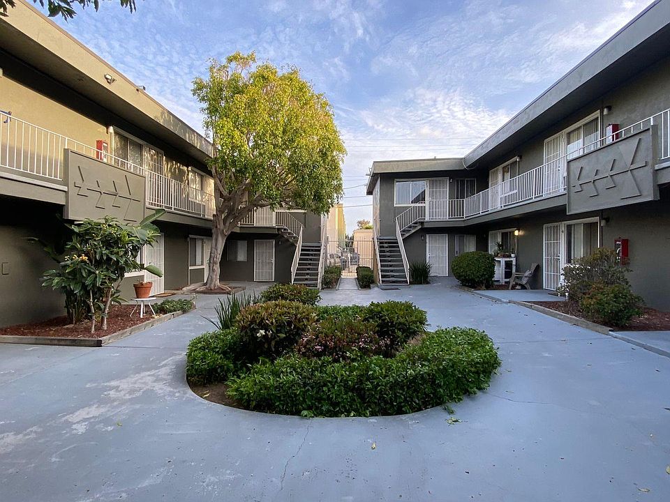 1st image of 2865 A St APT 14