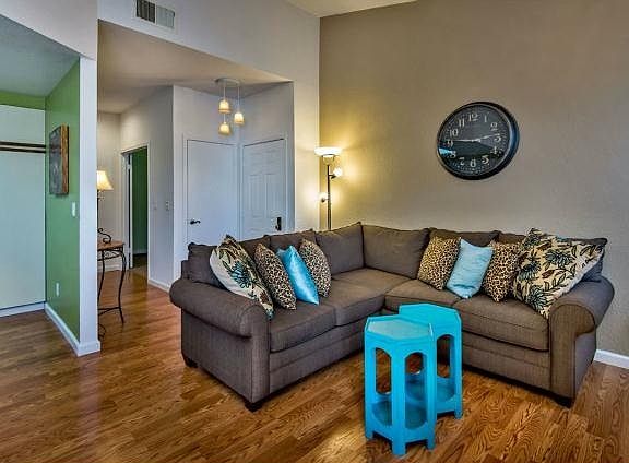 4th image of 95 Hobson St APT 3B