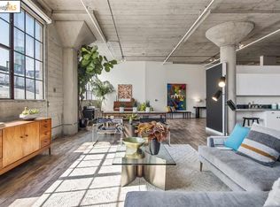 255 3rd St APT 212, Oakland, CA 94607