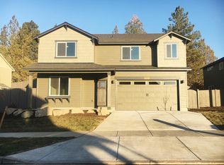 20649 SE Meadowsweet Dr, Bend, OR 97702