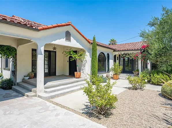 9929 Palm St, Bellflower, CA 90706