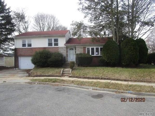 882 Janos Ln West Hempstead Ny 11552 Zillow