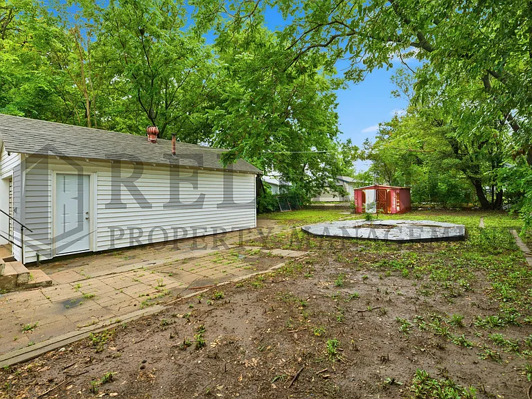 1425 S Laura Ave — Photo 9