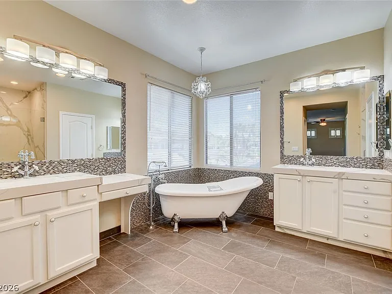 8917 Reindeer Lake St — Photo 47