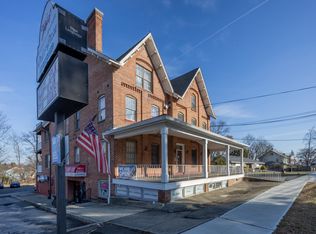 74 North St APT 5, Newburgh, NY 12550