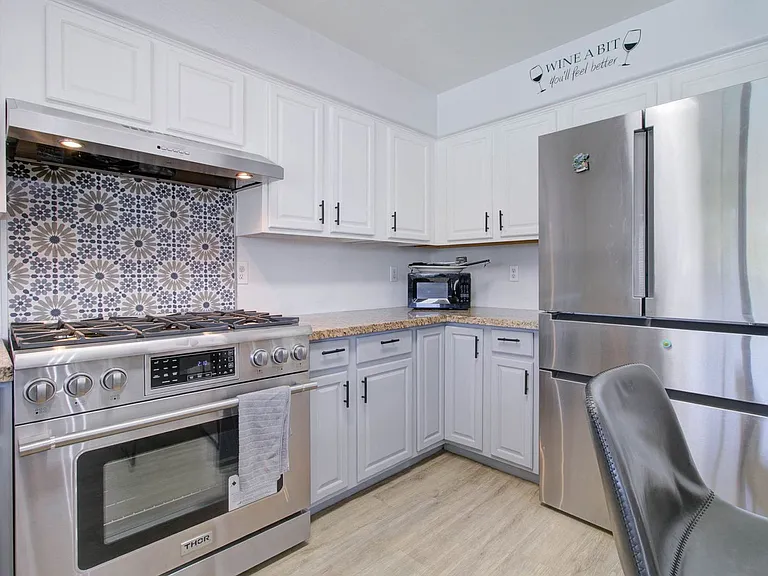 2576 E Brooks St — Photo 31