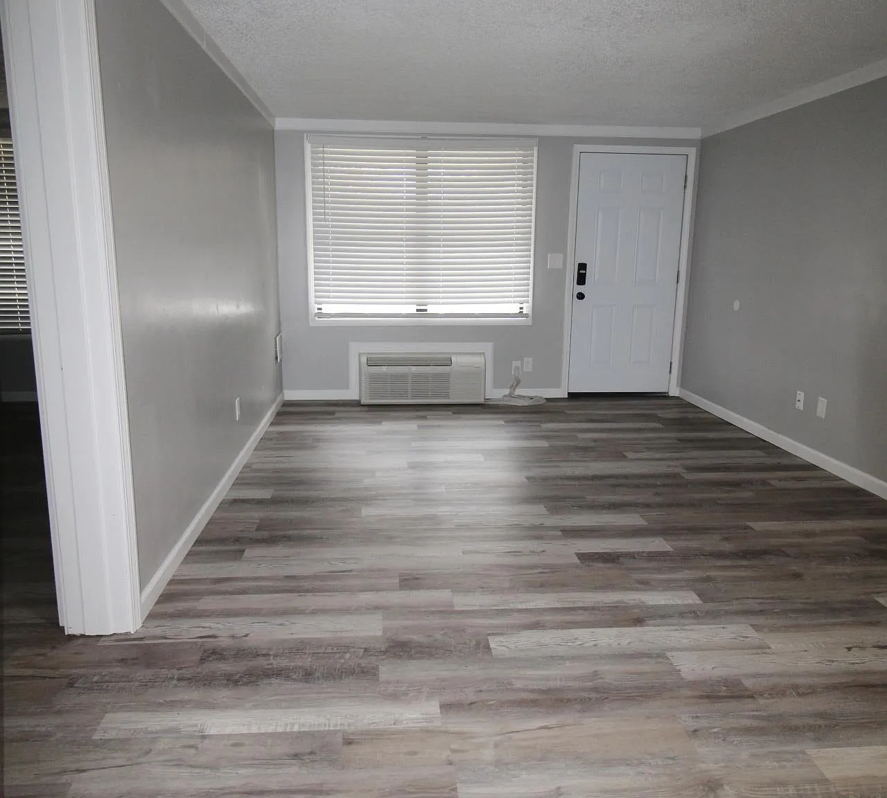 1 bed, 566 sqft, $800 — Photo 1