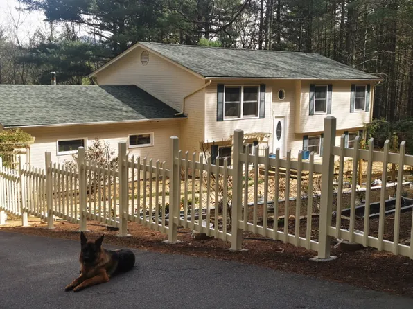 22 Wrights Cove Trl, Fairview, NC 28730