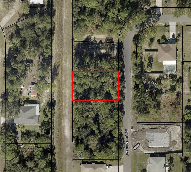 1st image of 3045 Tropical Cir SE
