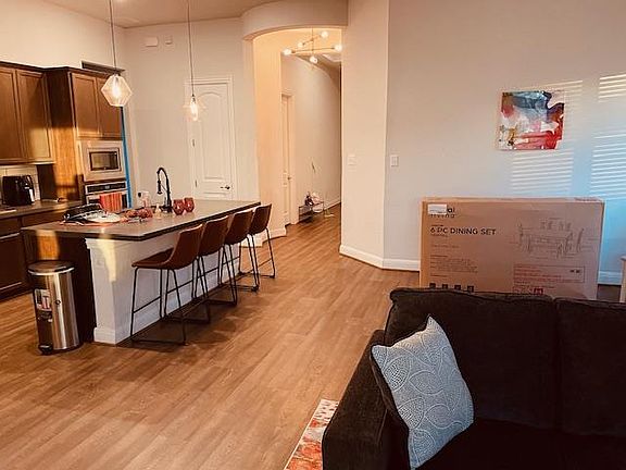 5th image of 1925 Waterfall Ave