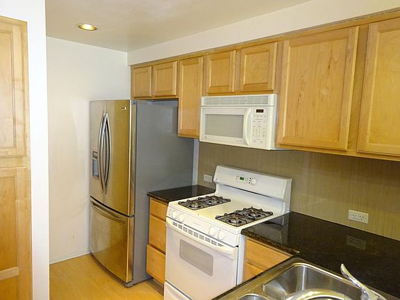Granite Counter-tops, Gas stove