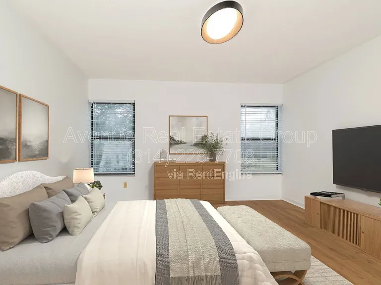590 Sarah Ln #301 — Photo 13