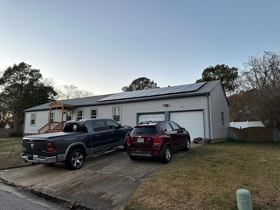 1st image of 227 Saddler Dr