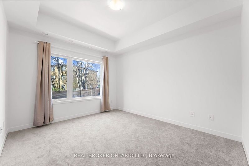 Toronto Townhouse for rent - 2 Bedrooms — photo 6