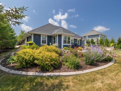1406 Red Oak DRIVE, Hartford, WI, 53027