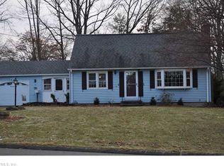 90 Carpenter Ave, Bristol, CT 06010
