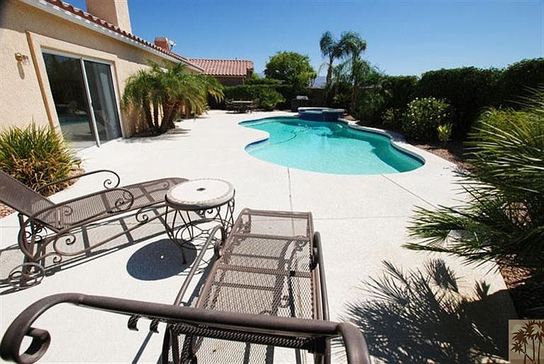 1st image of 45336 Crystal Springs Dr
