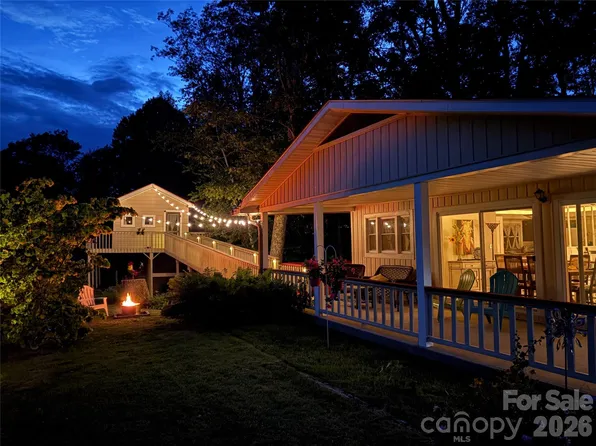 1967 McKinney Mine Rd, Spruce Pine, NC 28777