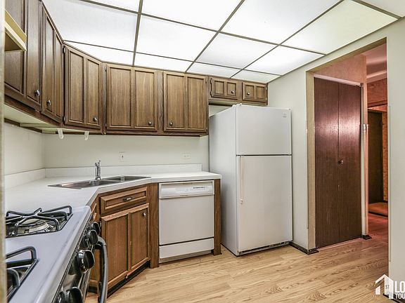 5th image of 14511 Central Ct Penthouse 1