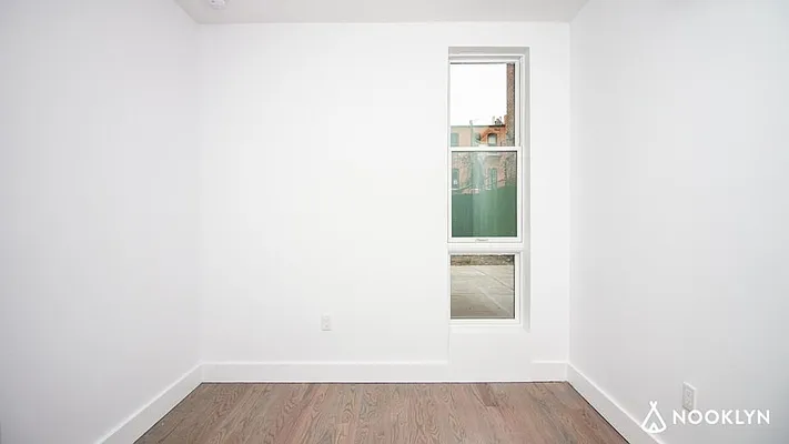 Rented by Nooklyn NYC LLC | media 22