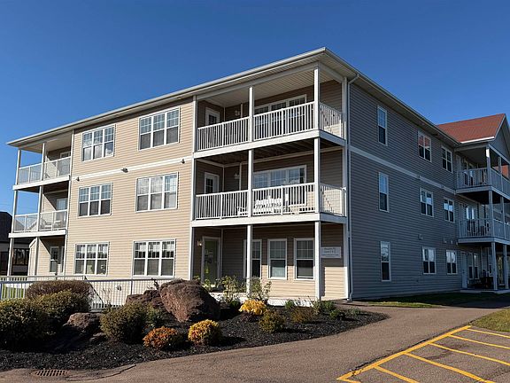 2nd image of 516 Macewen Rd #302