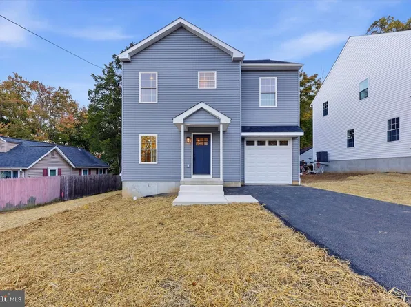 104 Elm Ave, Aston, PA 19014