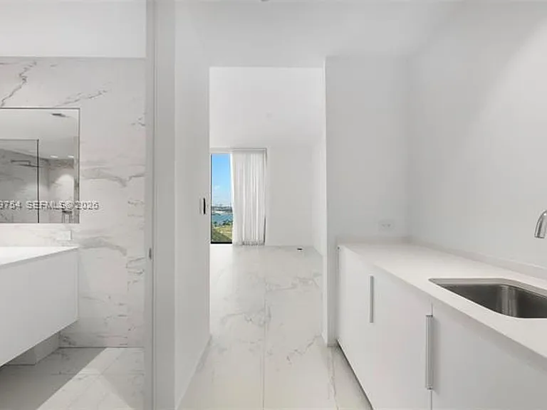 1000 Biscayne Blvd #1201 — Photo 87