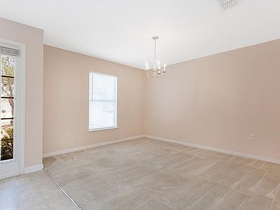 4th image of 533 Lakeview Dr