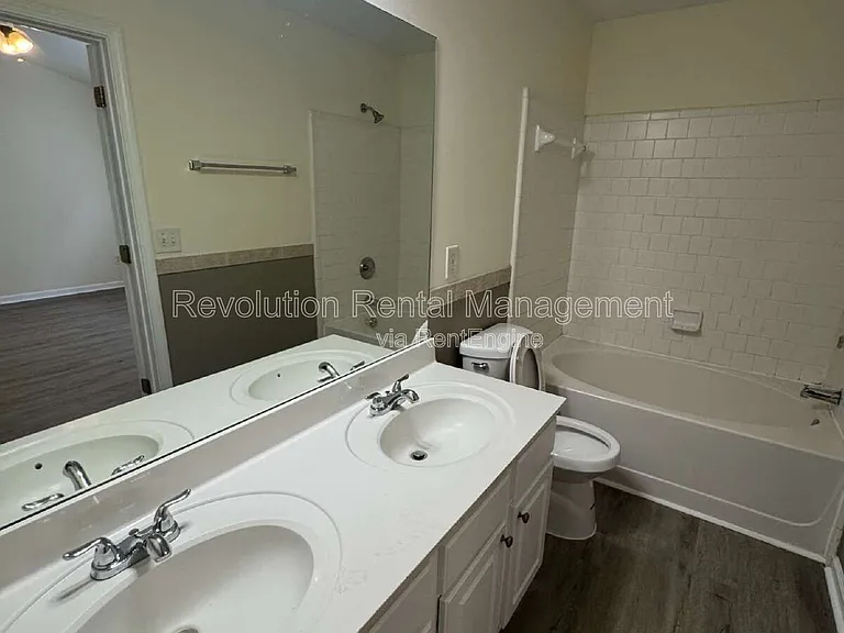 1007 Whittington Way — Photo 14