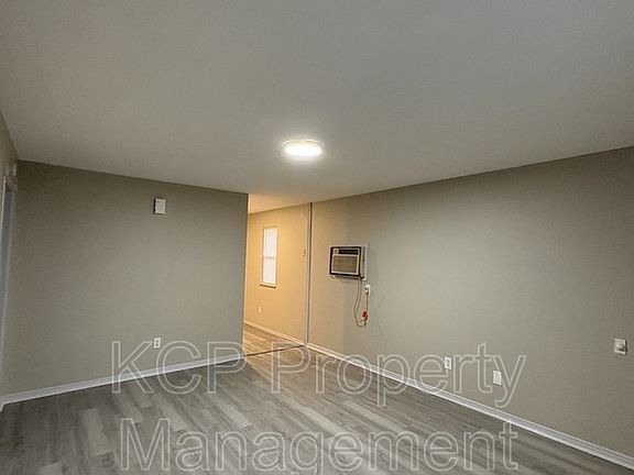 2nd image of 201 NW K St #A