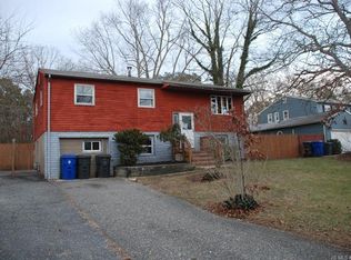 1110 Dell St, Toms River, NJ