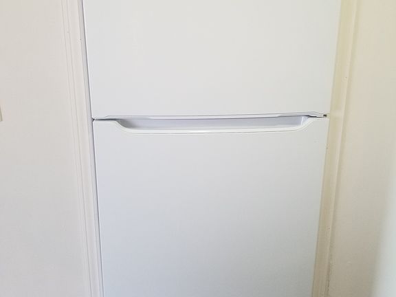 5th image of 182 E Market St #314