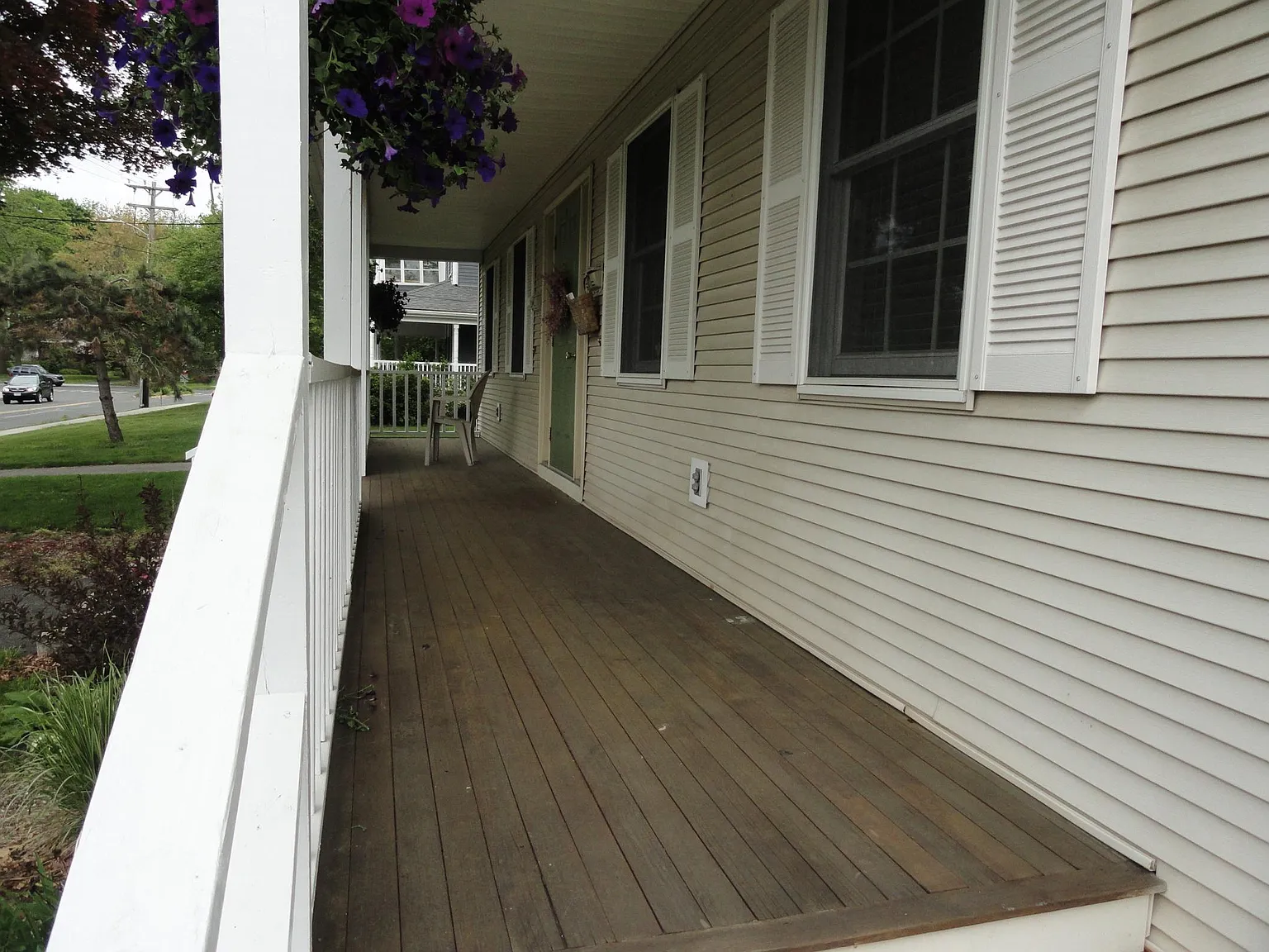 1 bed, 1.5 bath, 900 sqft, $1,560 — Photo 3