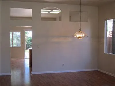 589 Alden Way — Photo 2