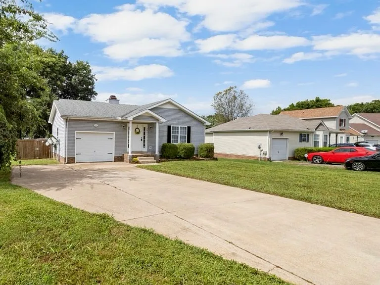 2424 Calico Ct — Photo 4