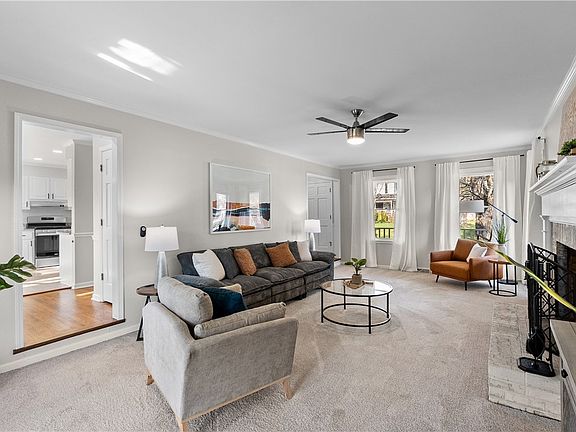 4th image of 107 Westcreek Way