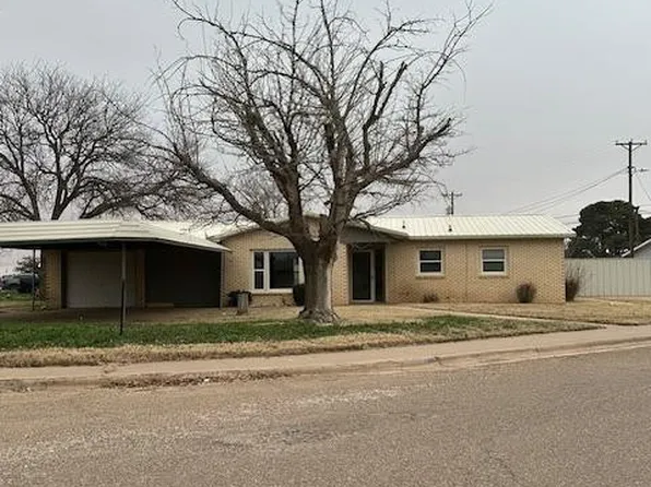 1602 Avenue F St, Seagraves, TX 79359