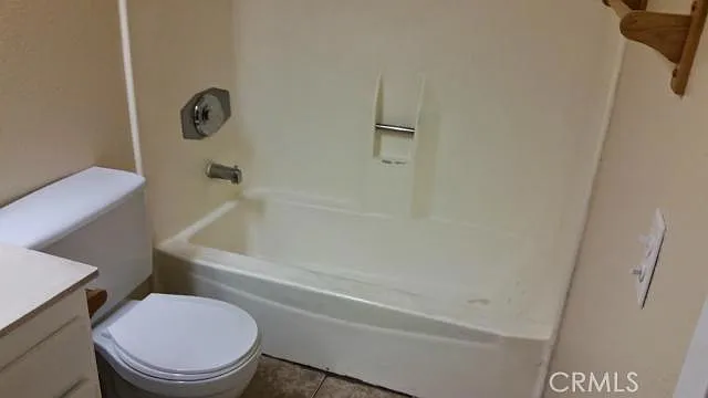 16015 Pioneer Blvd #21B — Photo 9