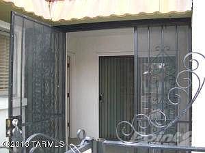 660 e river road unit j 004