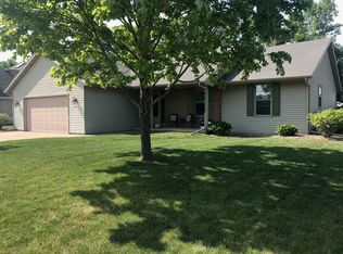 1210 Westwood Dr, De Pere, WI 54115