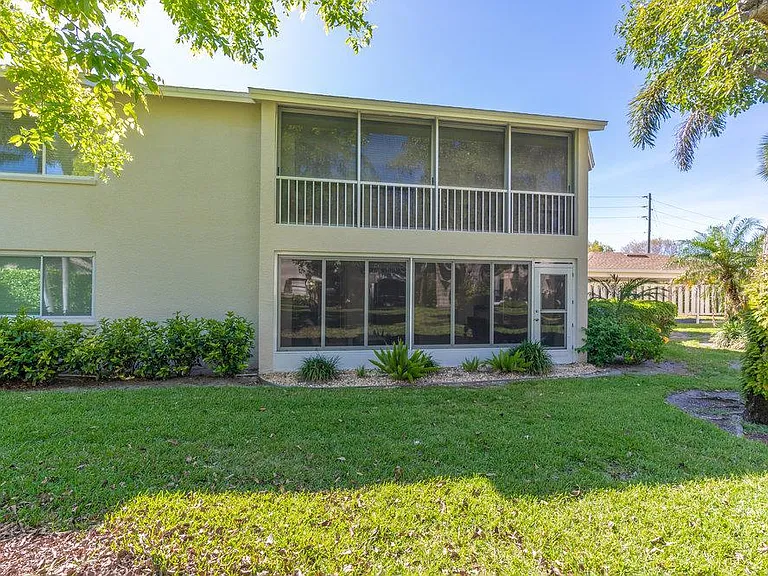 3200 Binnacle Dr #H1 — Photo 35