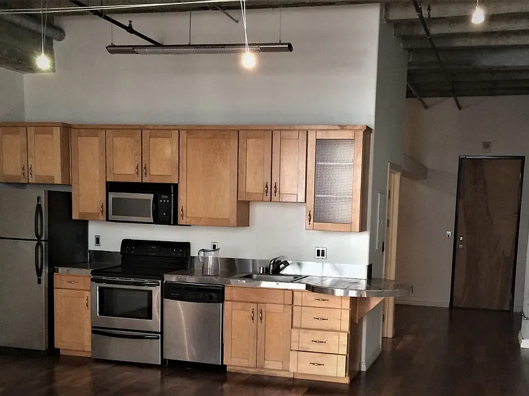 312 W 5th St #1016 — Photo 13