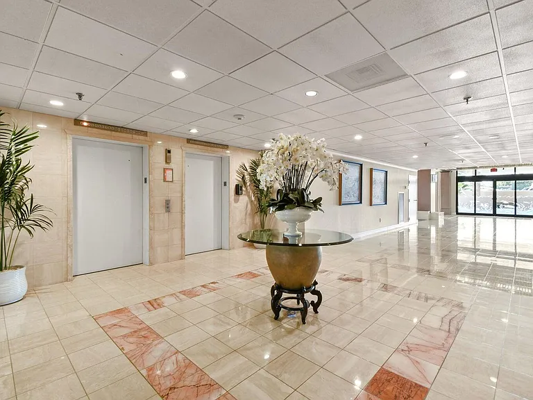 5047 N Highway A1A #404 — Photo 35