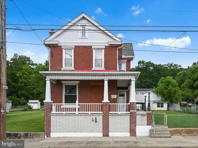 1105 E Grand Ave, Tower City, PA, 17980