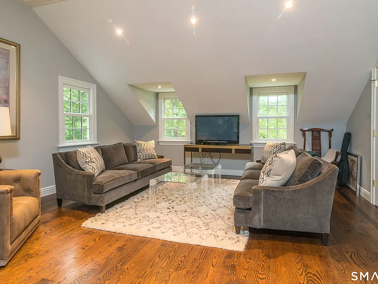36 Kingswood Pl — Photo 20