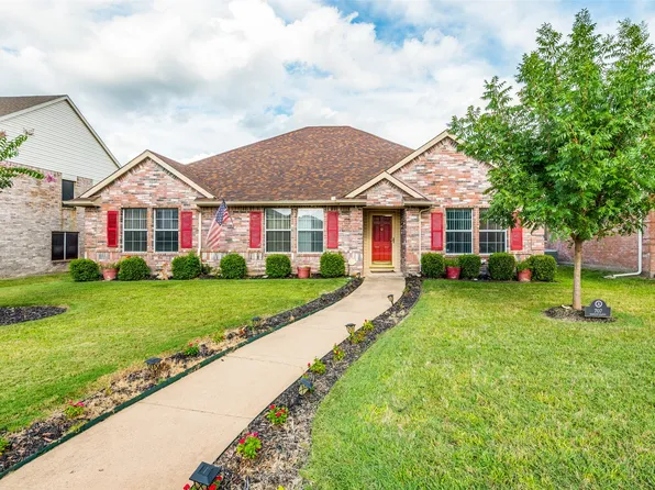 707 Harvest Glen Dr, Cedar Hill, TX 75104