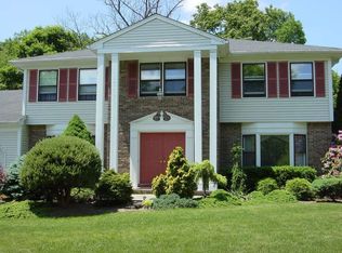 2 Fletcher Dr, Montville, NJ 07045